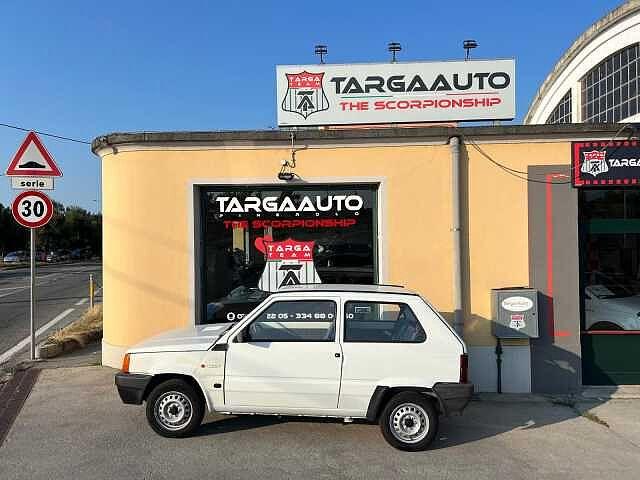 Fiat Panda 900 i.e. cat Young