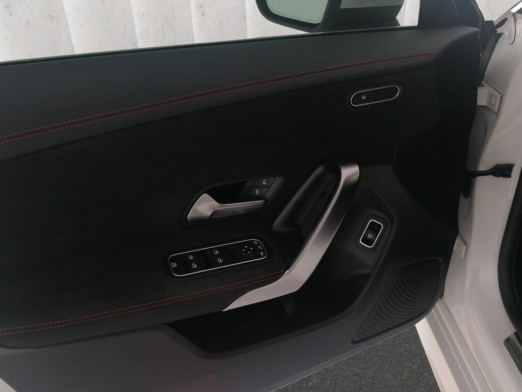 Mercedes CLA Shooting Brake 180 Premium 7G-DCT