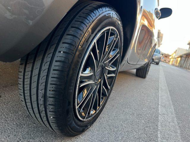 LANCIA Ypsilon 1.0 FireFly Hybrid UnYca