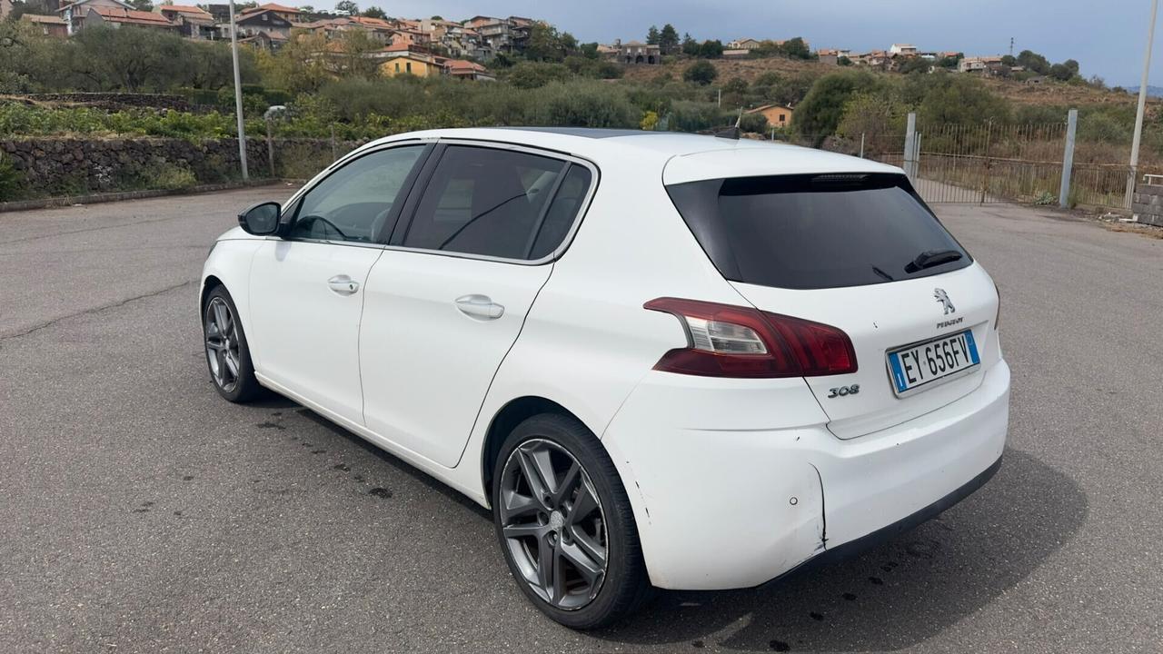 Peugeot 308 BlueHDi CV120 Allure