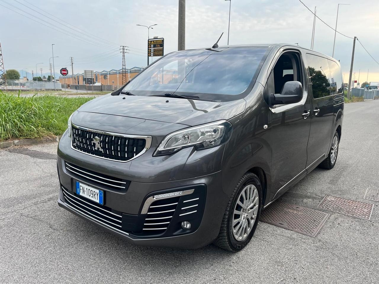 Peugeot Traveller BlueHDi 115 S&S Standard Allure ** 8 POSTI** EURO6**