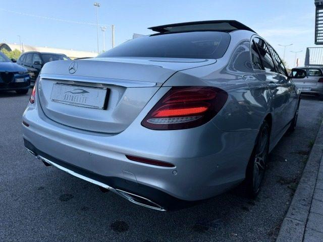 MERCEDES-BENZ E 220 d Premium Plus AMG*BERLINA*TETTO APRIBILE