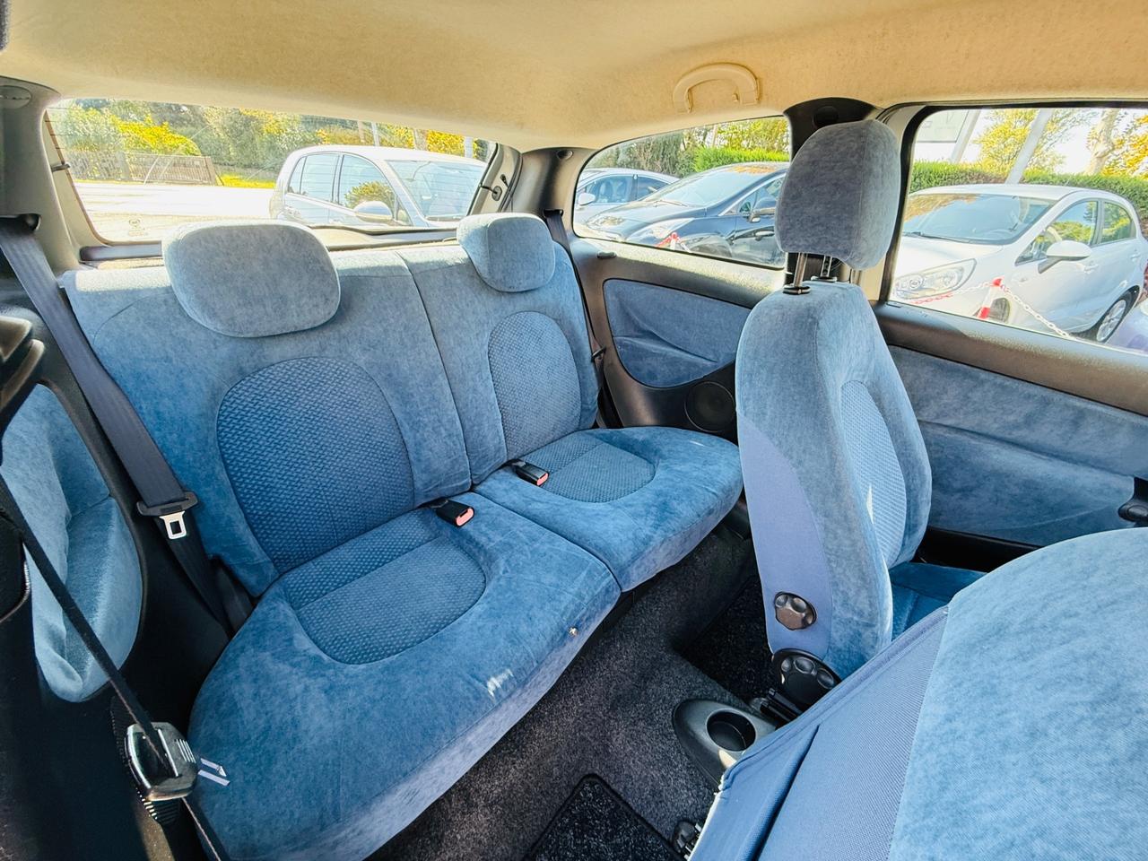 Lancia Ypsilon 1.2 8v Argento