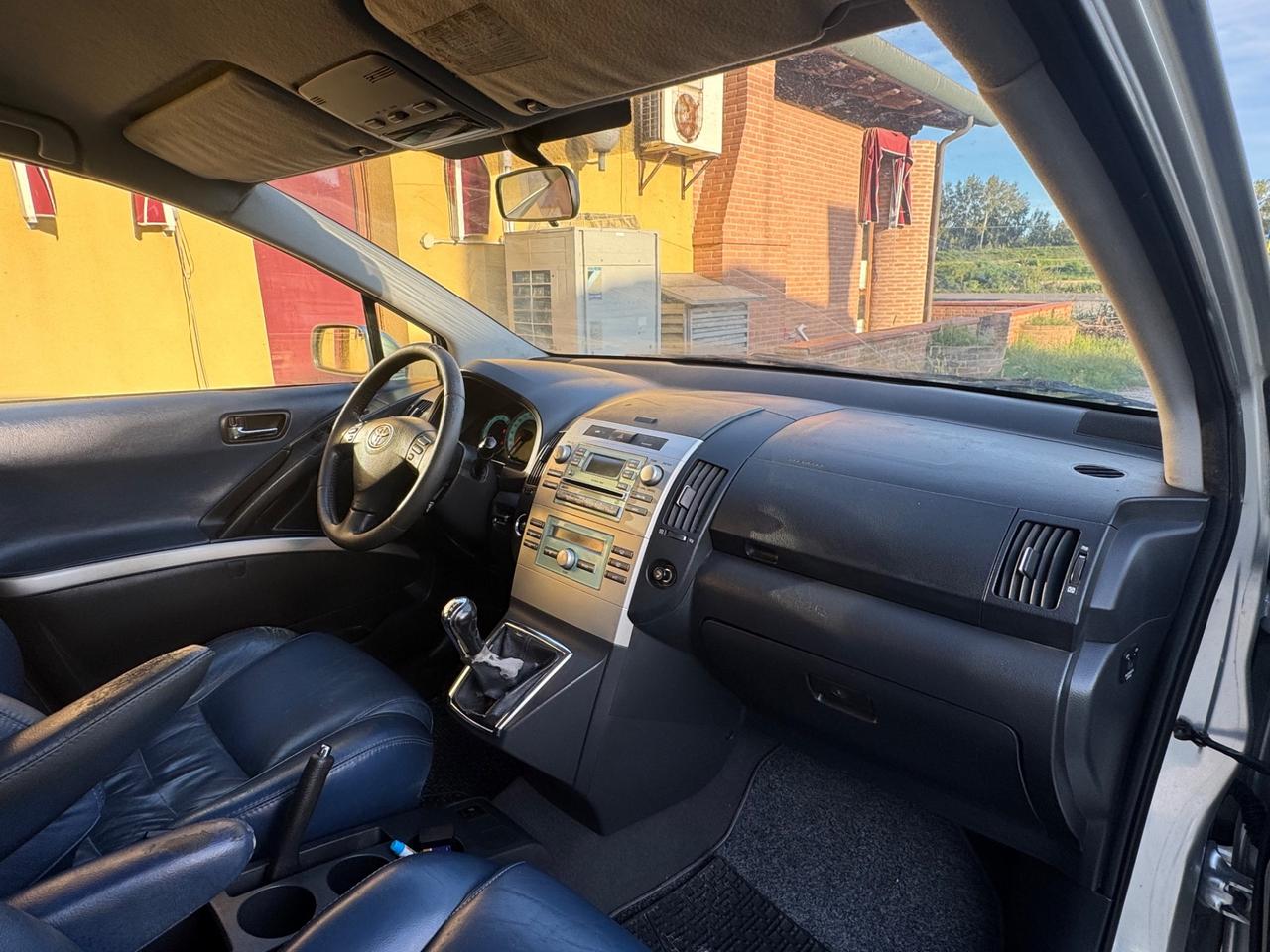 Toyota Corolla 2.0 16V D-4D 5 porte
