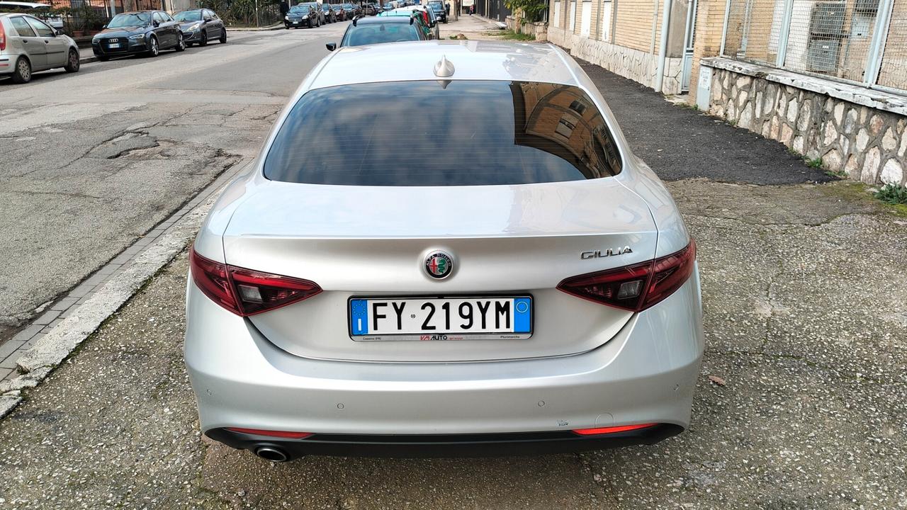 Alfa Romeo Giulia 2.2 Turbodiesel 160 CV AT8 Executive