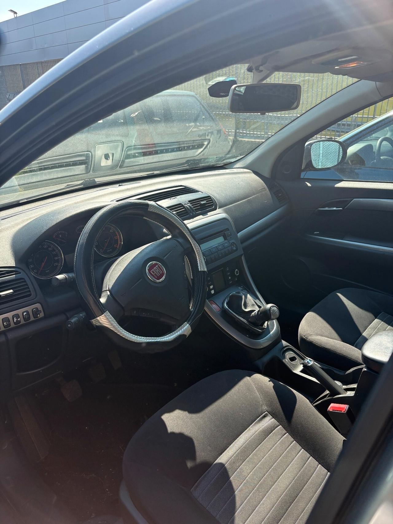 Fiat Croma 1.9 Multijet Emotion