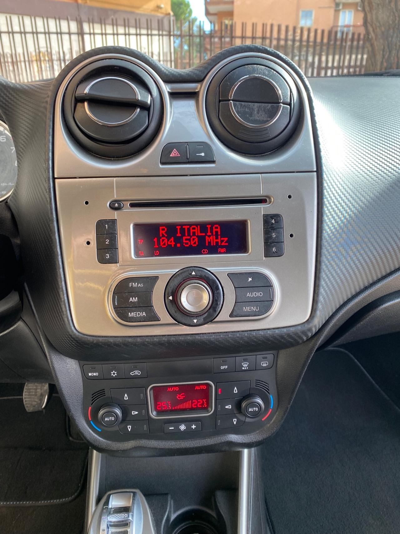 Alfa Romeo MiTo 1.4 T 120 CV GPL Distinctive Premium Pack