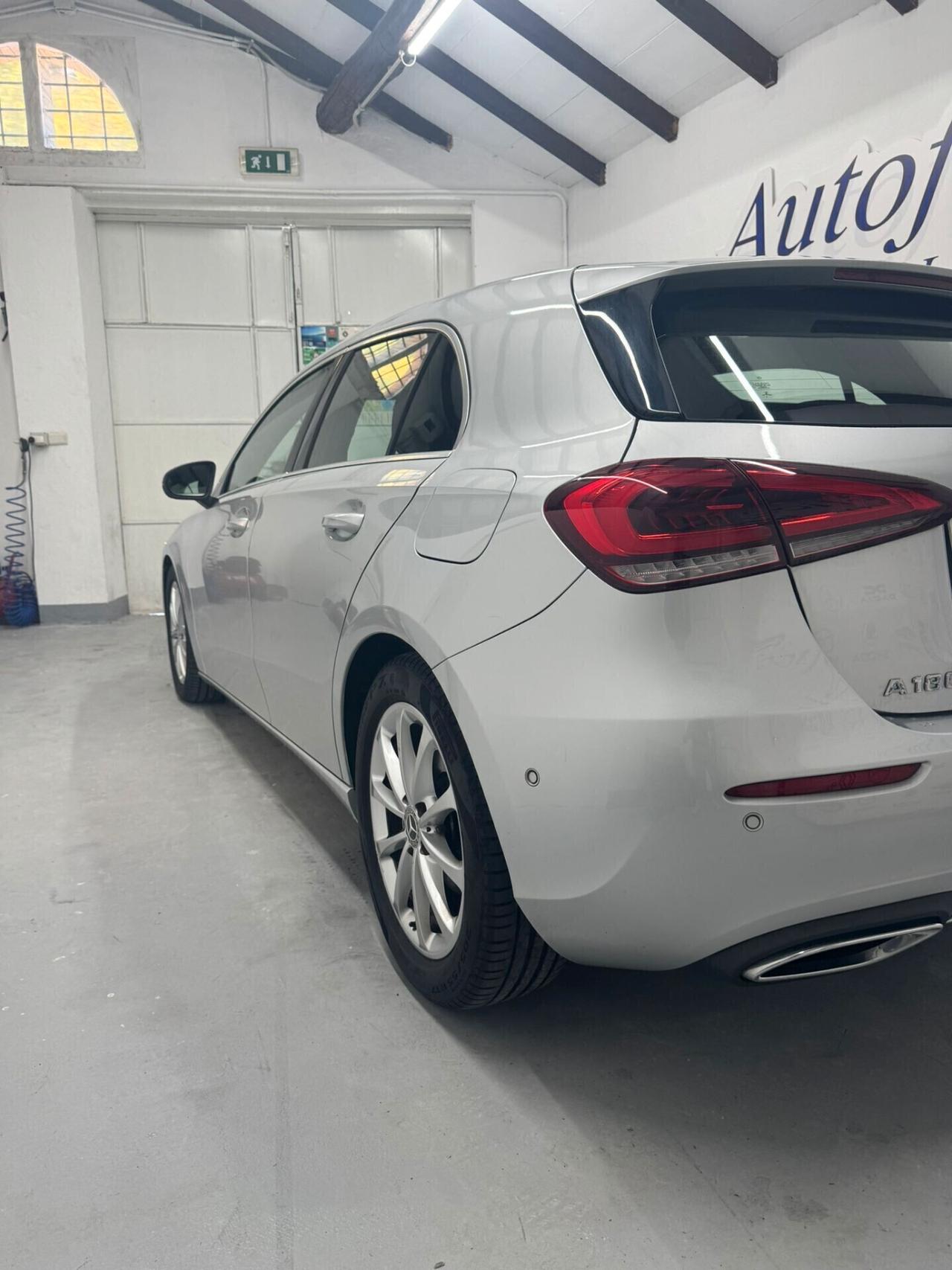 Mercedes-benz A 180 d Automatic Premium