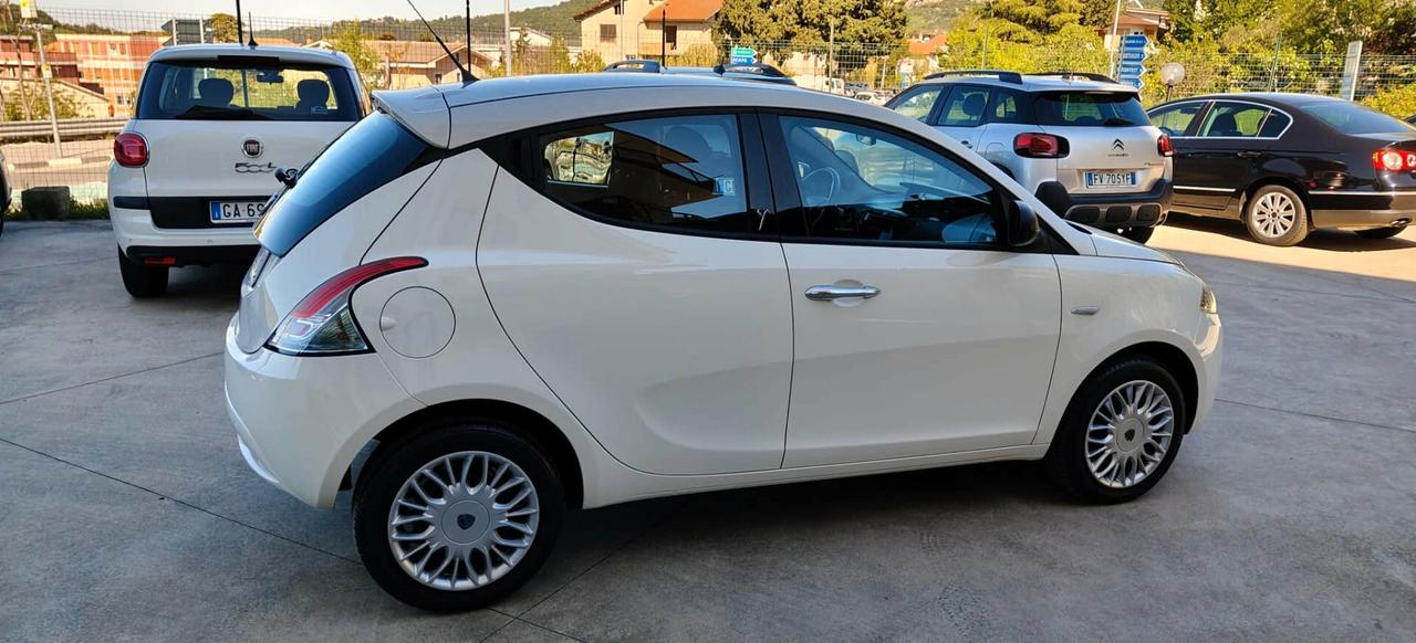 Lancia Ypsilon 1.2 69 CV "KM 41000"