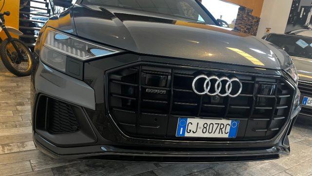 AUDI Q8 50 TDI 286 CV tip. Sport-s line cerchi 22 matrix