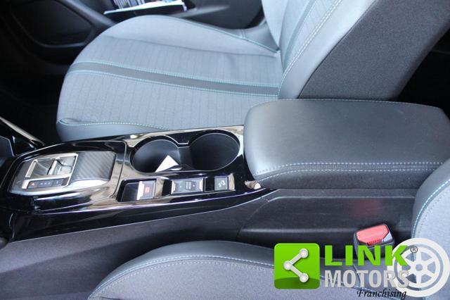 PEUGEOT 2008 1.5 BLUEHDI EAT8 ALLURE PACK