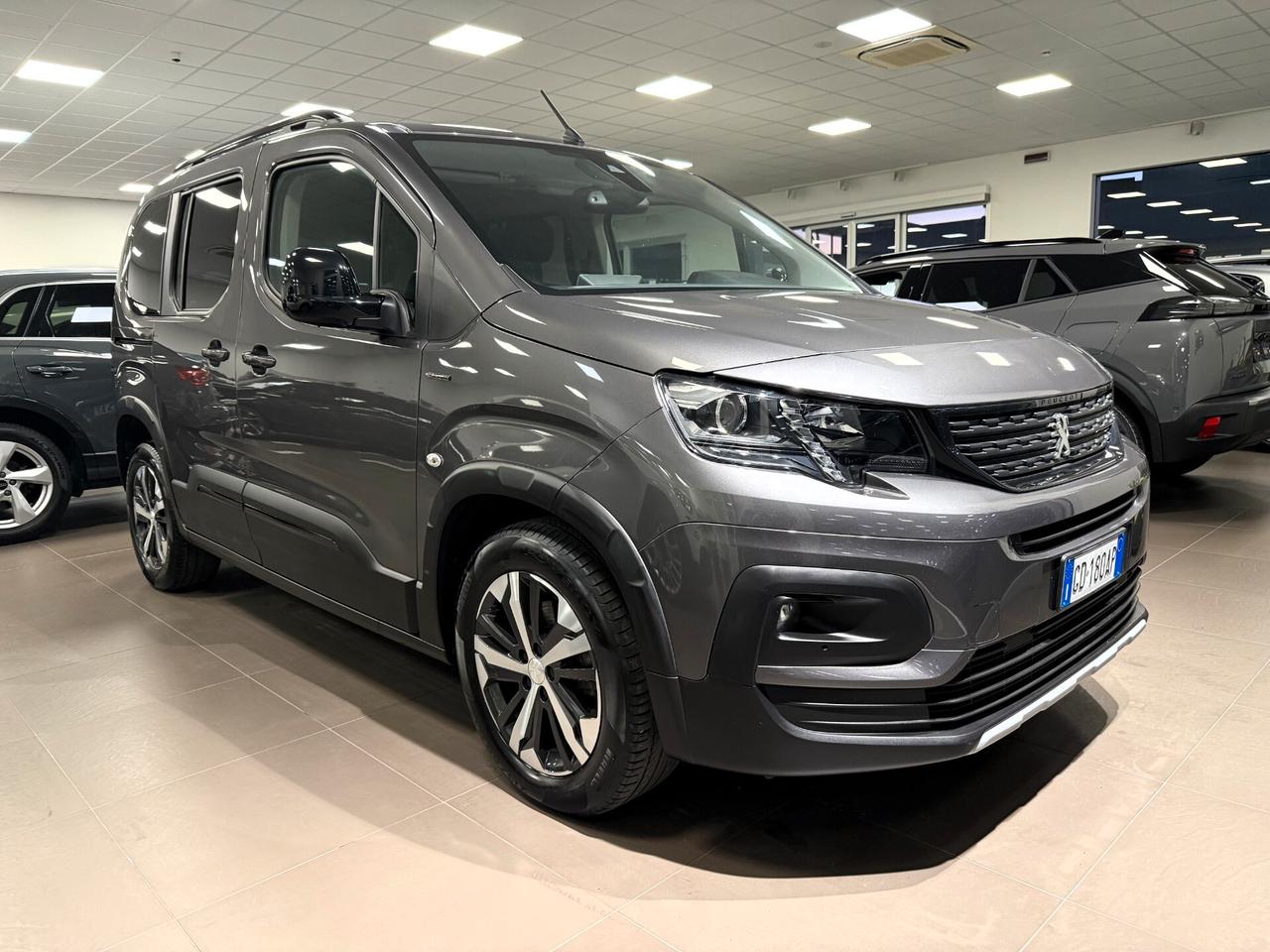 Peugeot Rifter BlueHDi 130 S&S EAT8 GT Line Standard