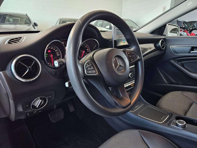 Mercedes-Benz CLA 200 2017 Premium AUTOMATICO 136CV