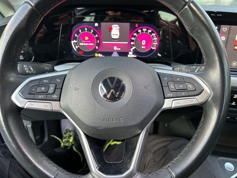 Volkswagen Golf VIII 2020 1.0 tsi evo Life 110cv