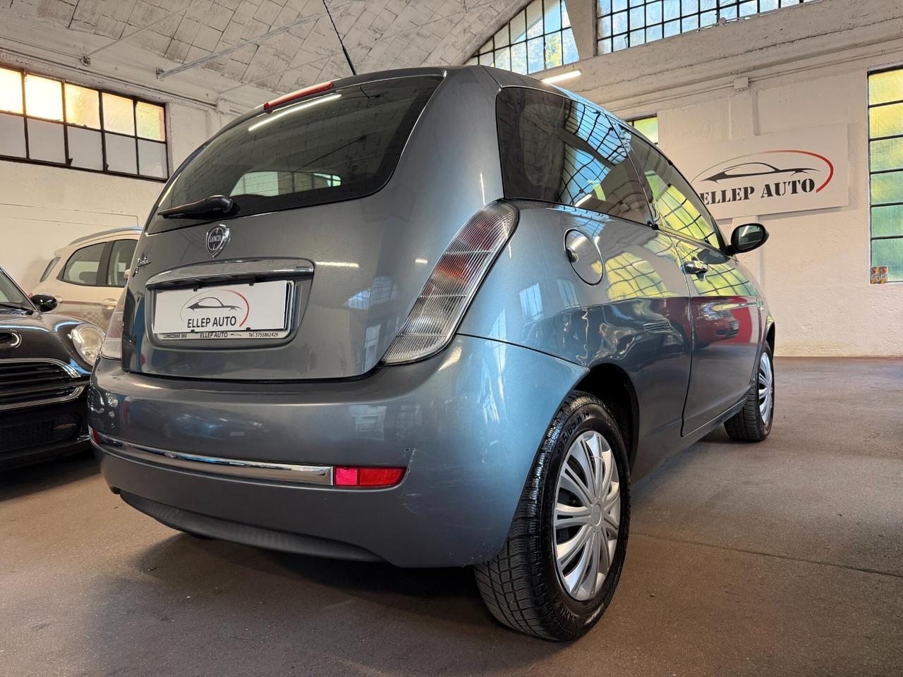 Lancia Ypsilon 1.2 Argento