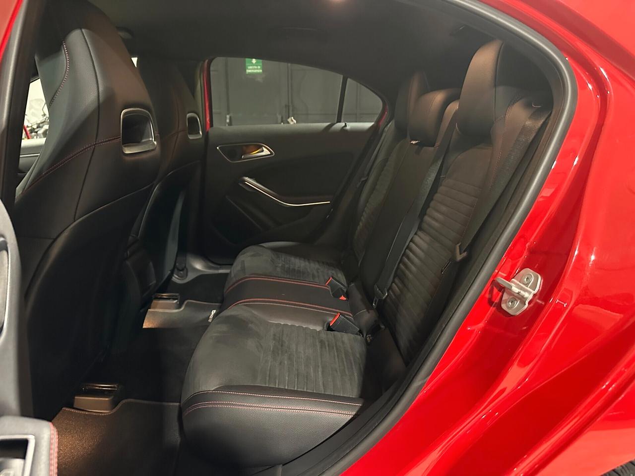 Mercedes-benz A 180 Premium AMG - NAVI NEOPATENTATI