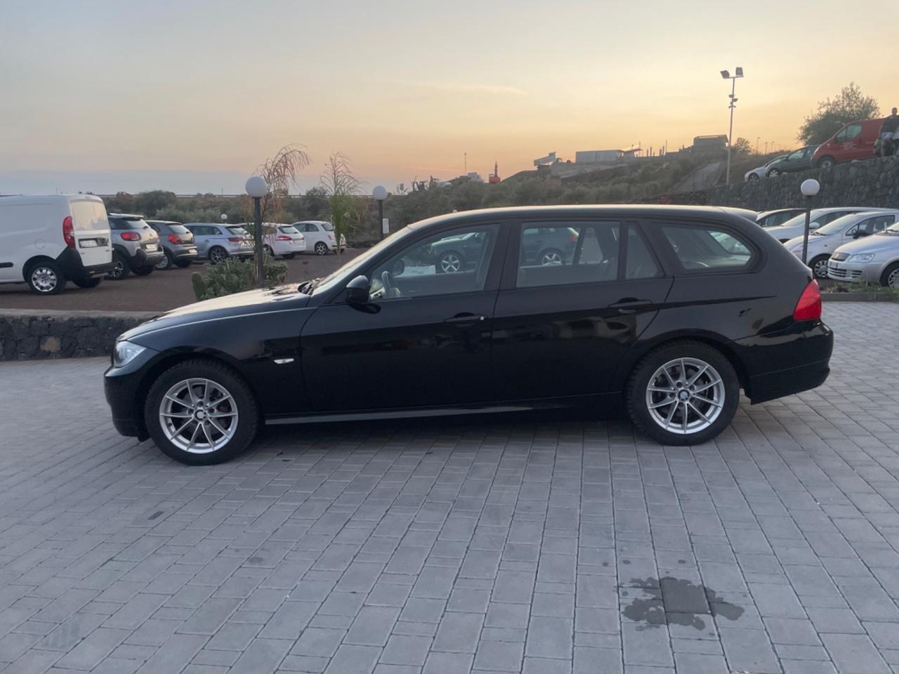 Bmw serie 3 320d cat Touring Attiva