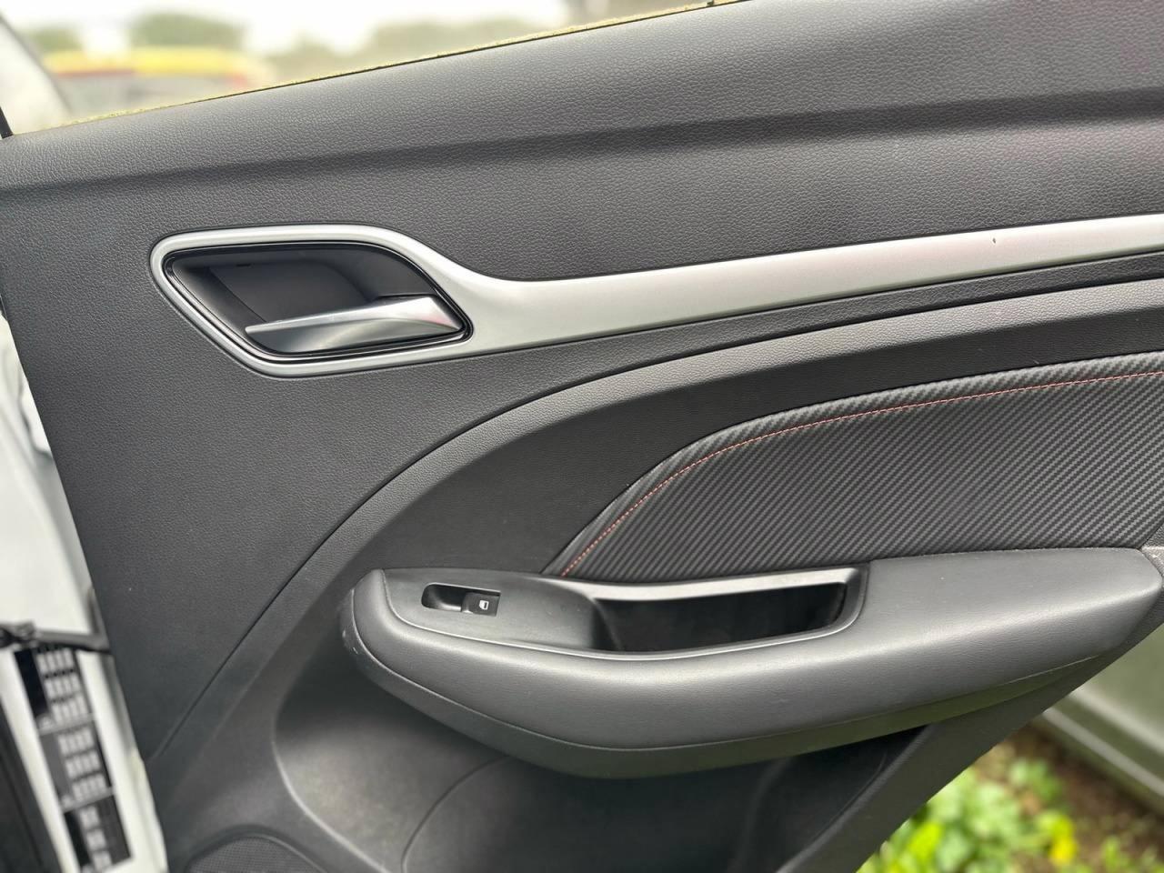 MG ZS 2021 - ZS 1.0 Luxury