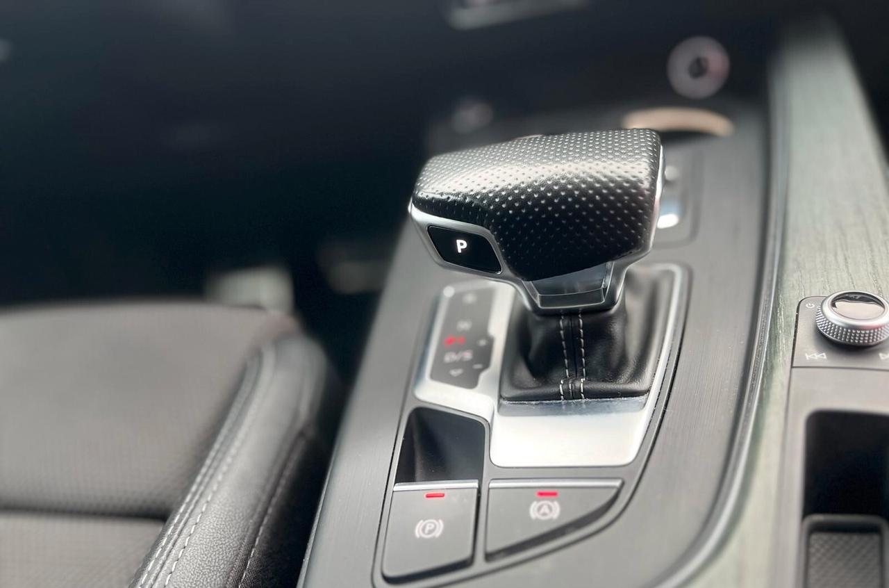 AUDI A4 AVANT BUSINESS SPORT 2.0TDI S TRONIC FULL OPTIONAL