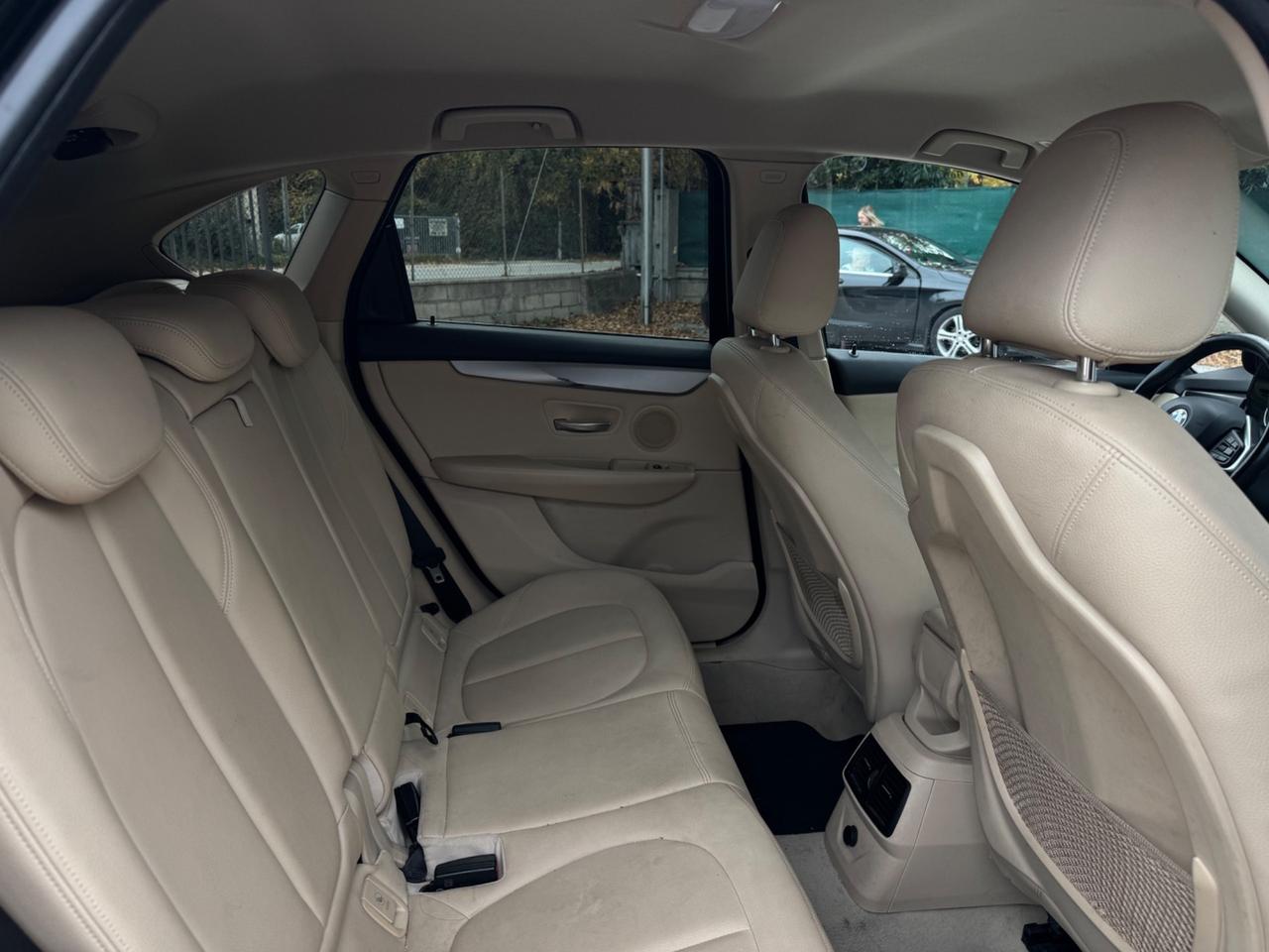 Bmw 216 216d Active Tourer Luxury