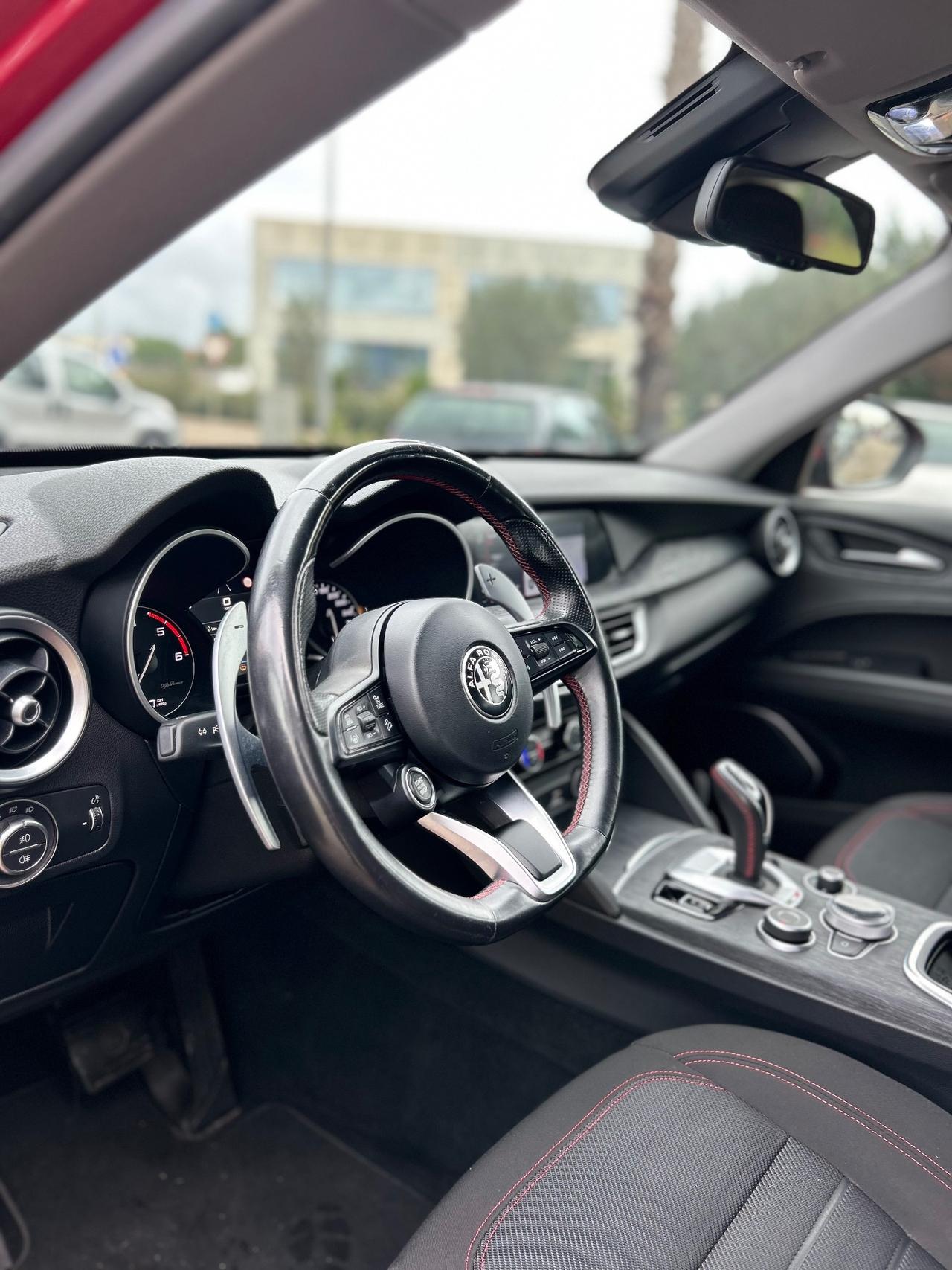 Alfa Romeo Stelvio 2.2 Turbodiesel 160 CV AT8 RWD Business