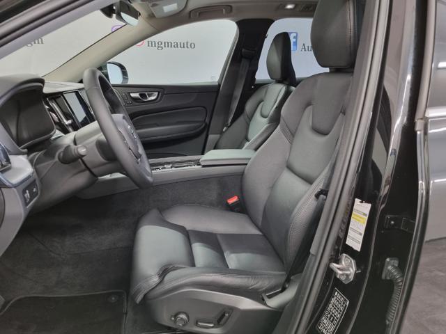 VOLVO XC60 B5 (d) AWD Geartronic Momentum Pro