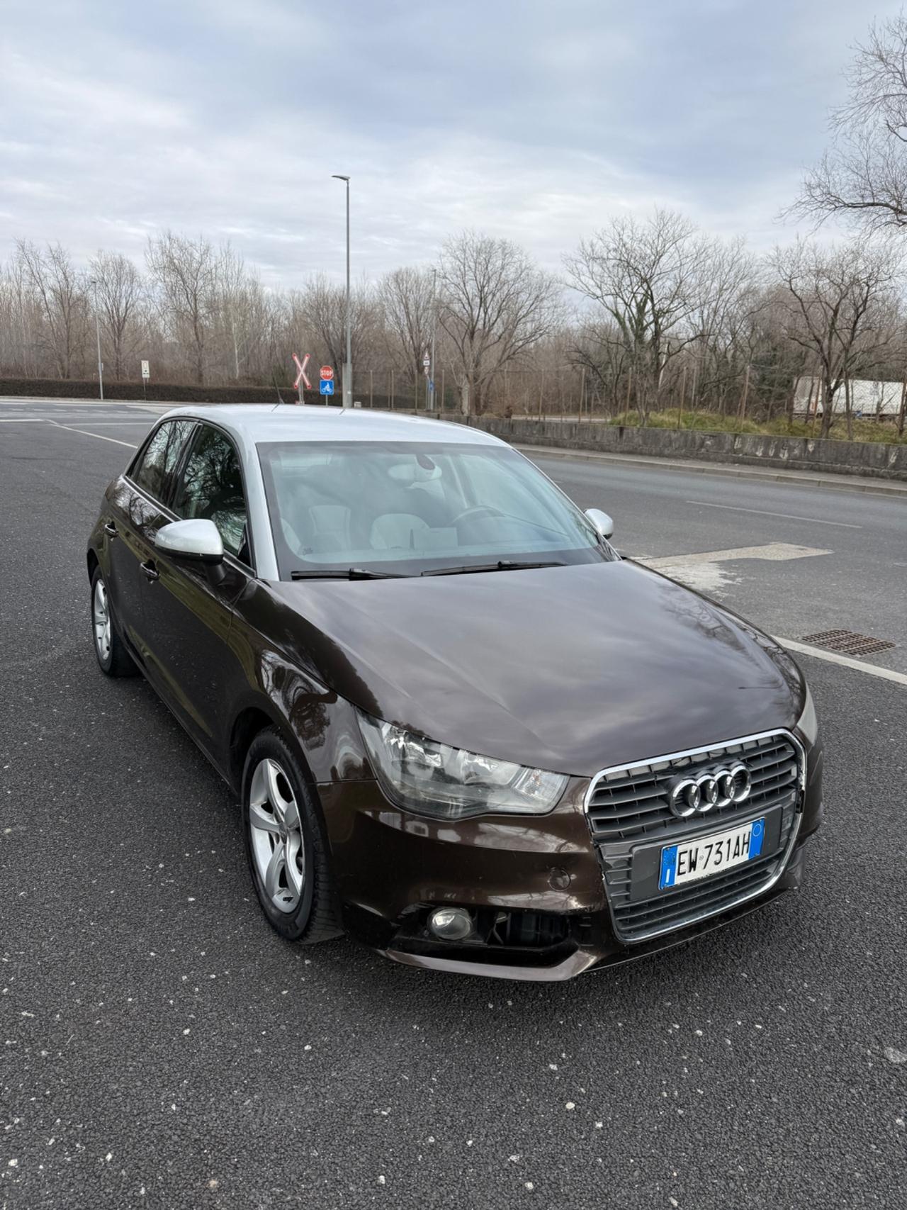 Audi A1 1.6 TDI S line edition plus