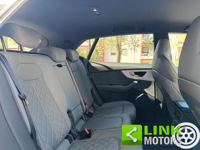AUDI Q8 50 TDI 286 CV quattro tiptronic S line