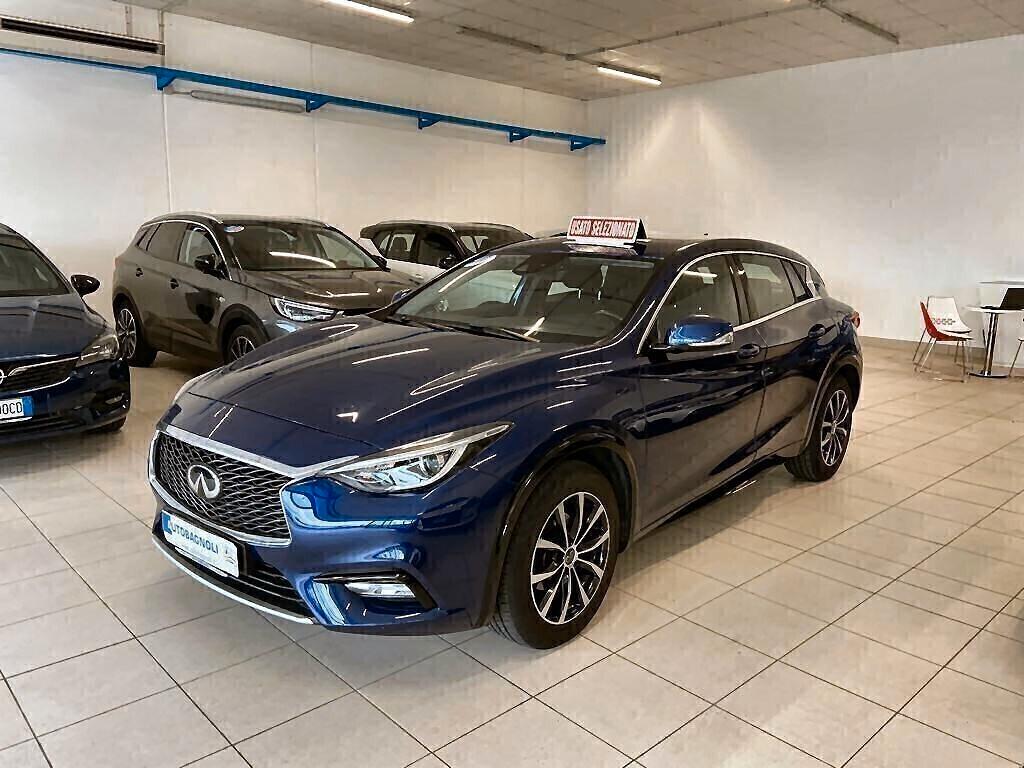 Infiniti Q30 BUSINESS EXECUTIVE 1.5 diesel