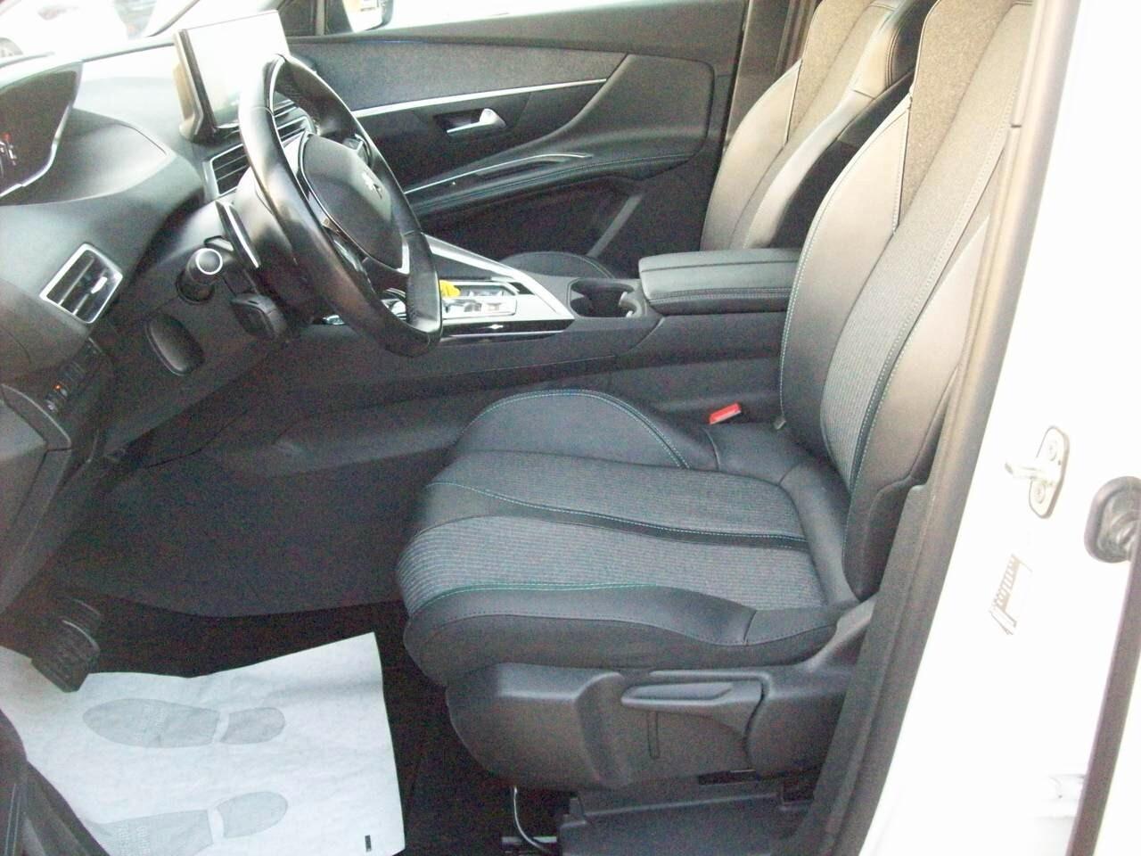 PEUGEOT 3008 1.5 BlueHDI CV.130 S&S ALLURE Pack "2022"
