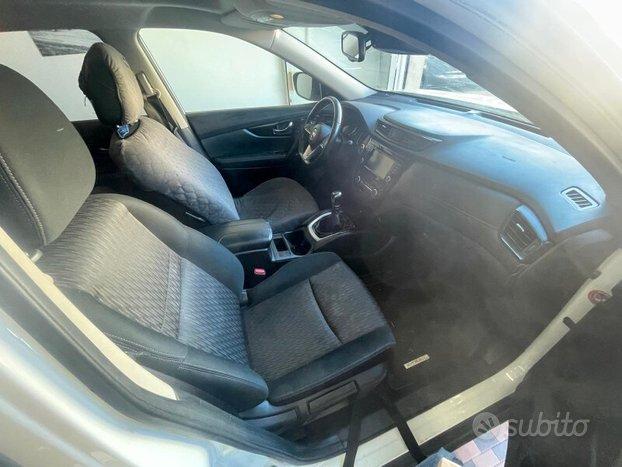 NISSAN X-Trail 3 serie X-Trail dCi 150 2WD N-...