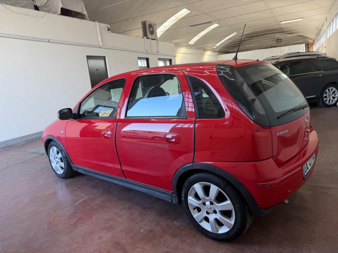 Opel Corsa 1.2 5 porte