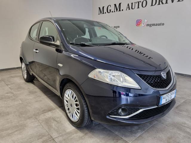 LANCIA Ypsilon 1.2 69 CV 5 porte Silver