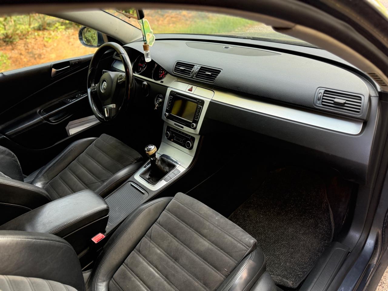 Volkswagen Passat 2.0 TDI DPF 4mot. Var. Highline