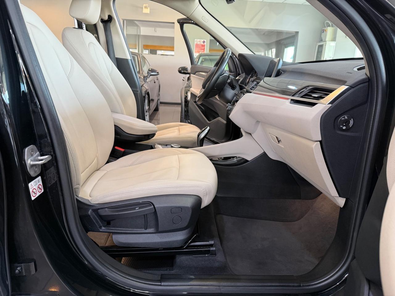 Bmw X1 Sdrive18d xLine auto 2019 !!