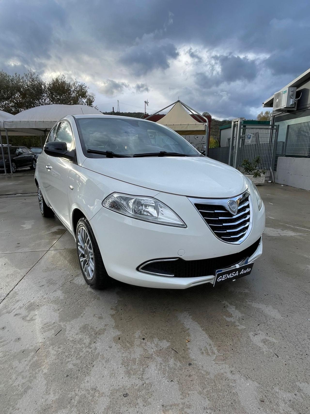 Lancia Ypsilon 1.3 MJT