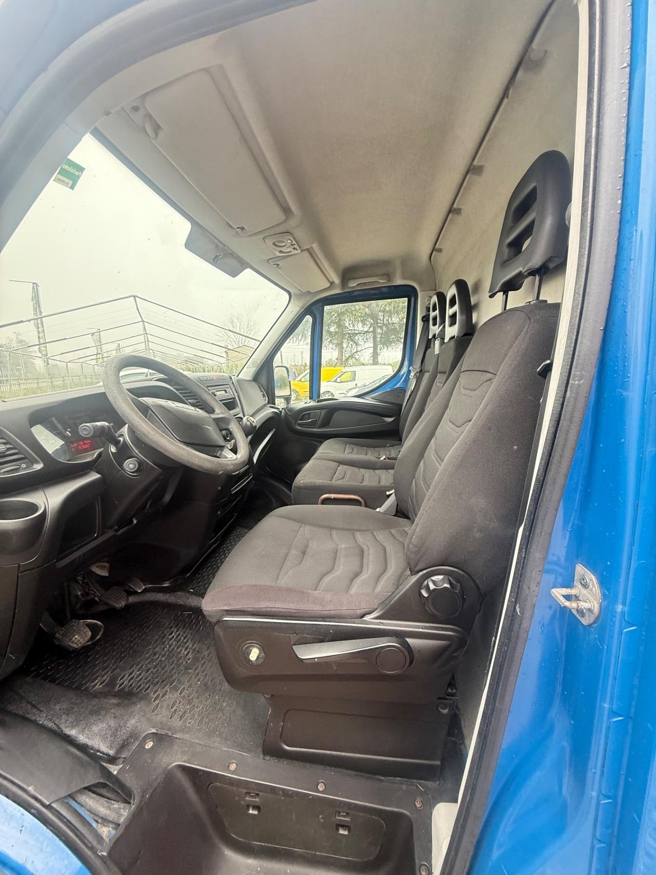 Iveco Daily 35S15 2.3 HPT PM Cabinato