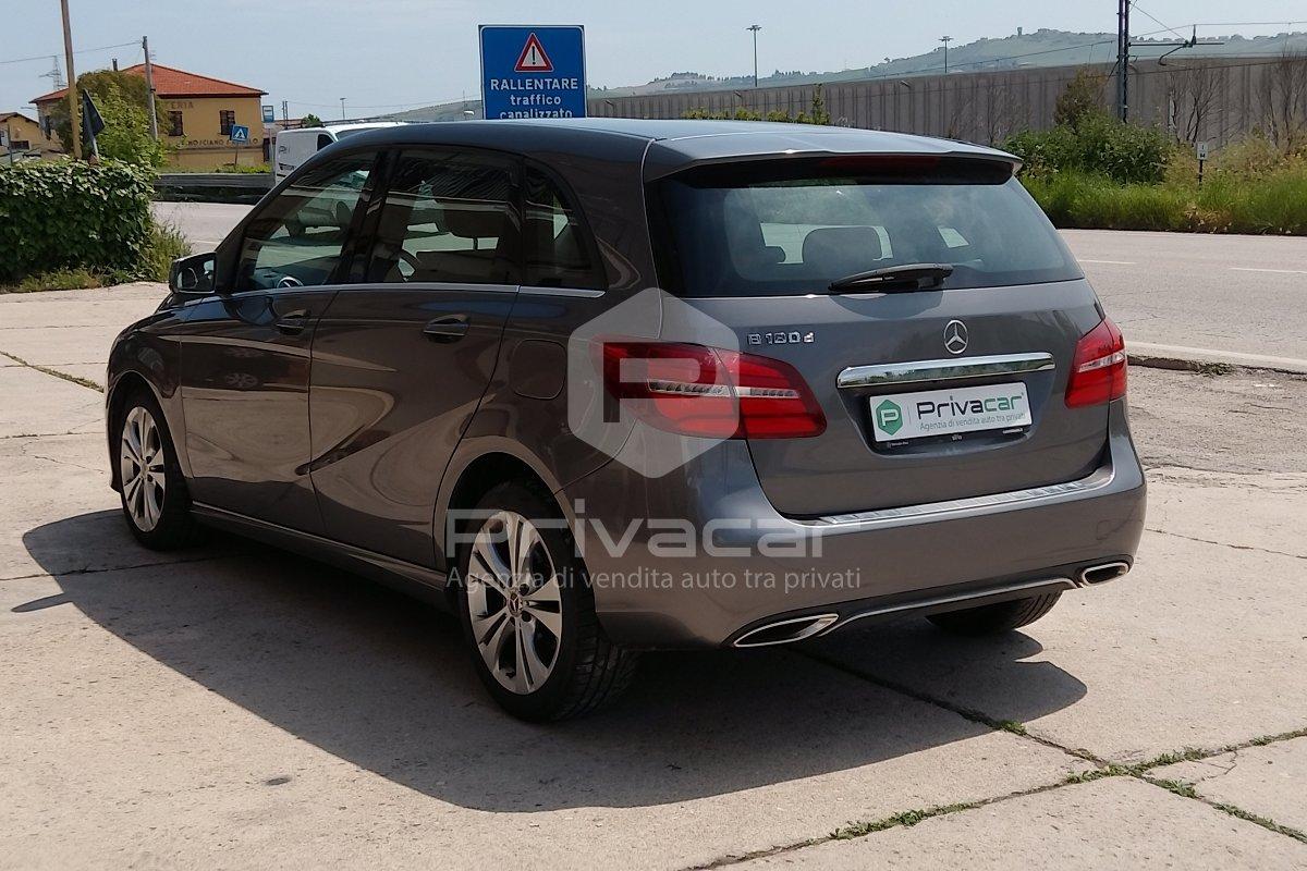 MERCEDES B 180 d Automatic Premium