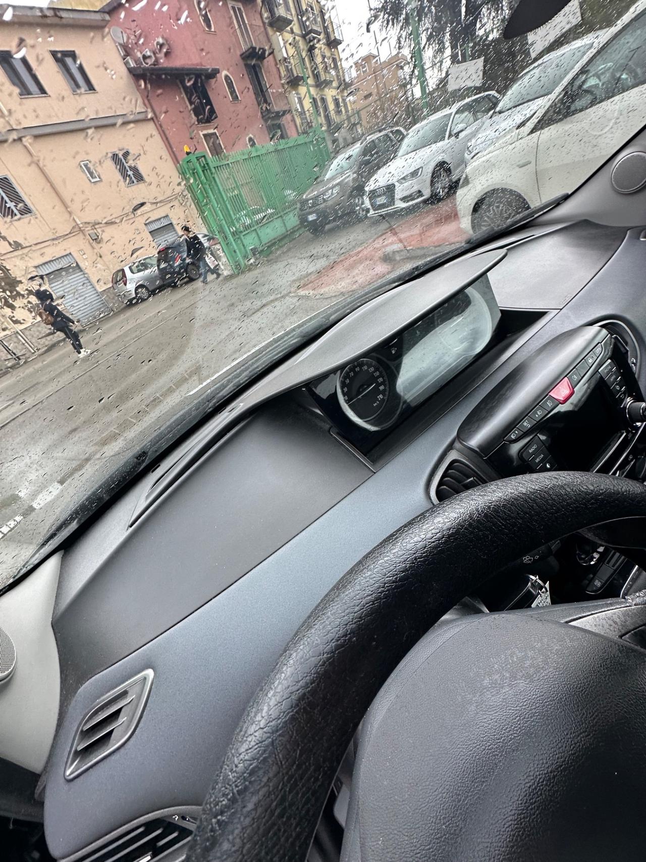 Lancia Ypsilon 1.2 69 CV 5 porte Unyca