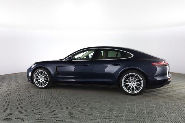 PORSCHE Panamera Panamera 4