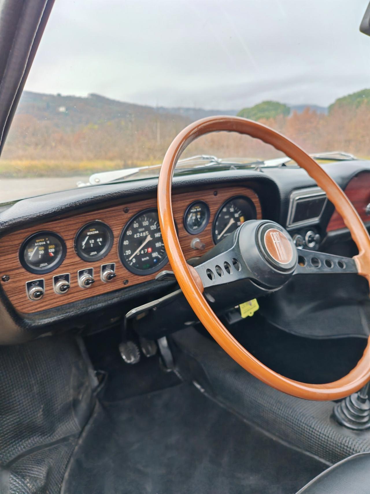 Fiat 850 Spider (RESTAURO TOTALE)