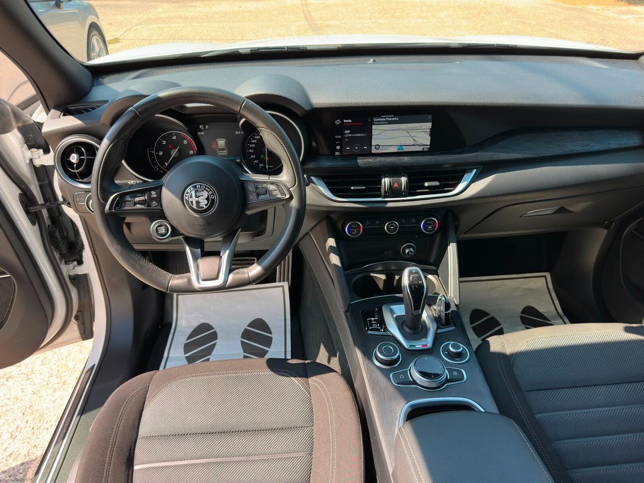 Alfa Romeo Stelvio 2.2 Turbodiesel 190 CV AT8 Q4 Business
