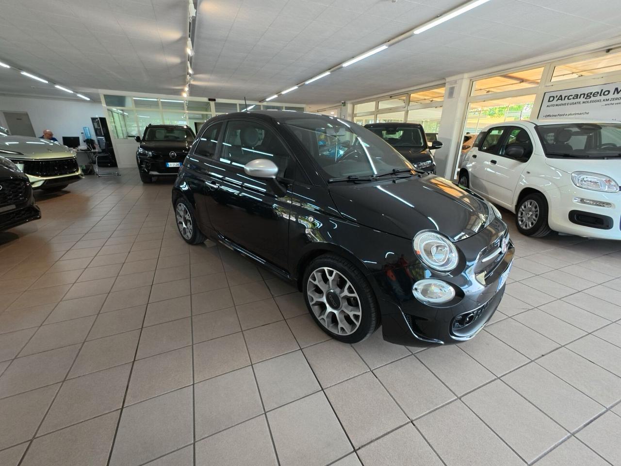 Fiat 500 1.0 Hybrid Rockstar