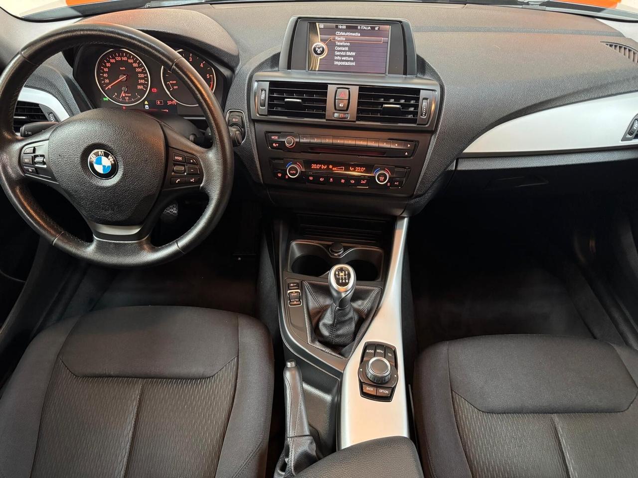 Bmw 114d 5p. Unique 70 kW