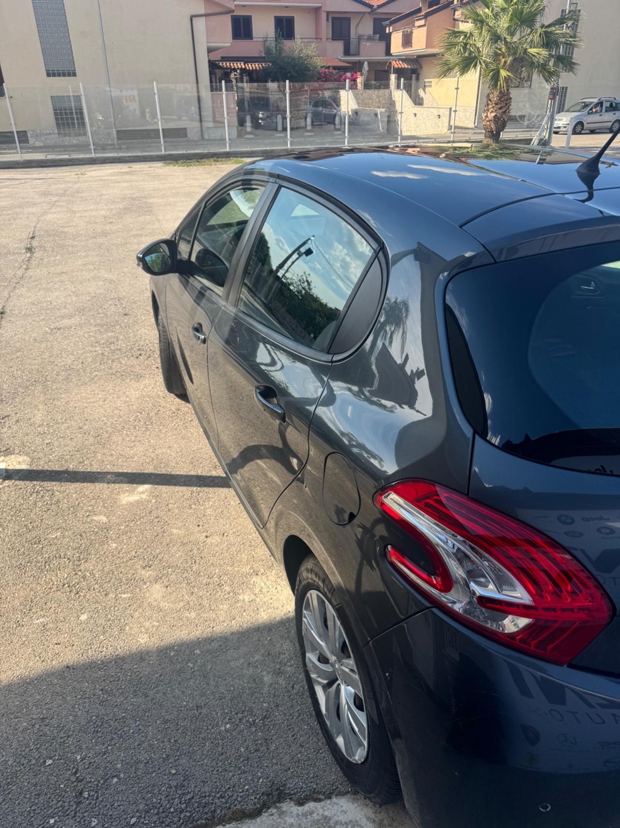 Peugeot 208 1.0 VTi 68 CV 5 porte Access
