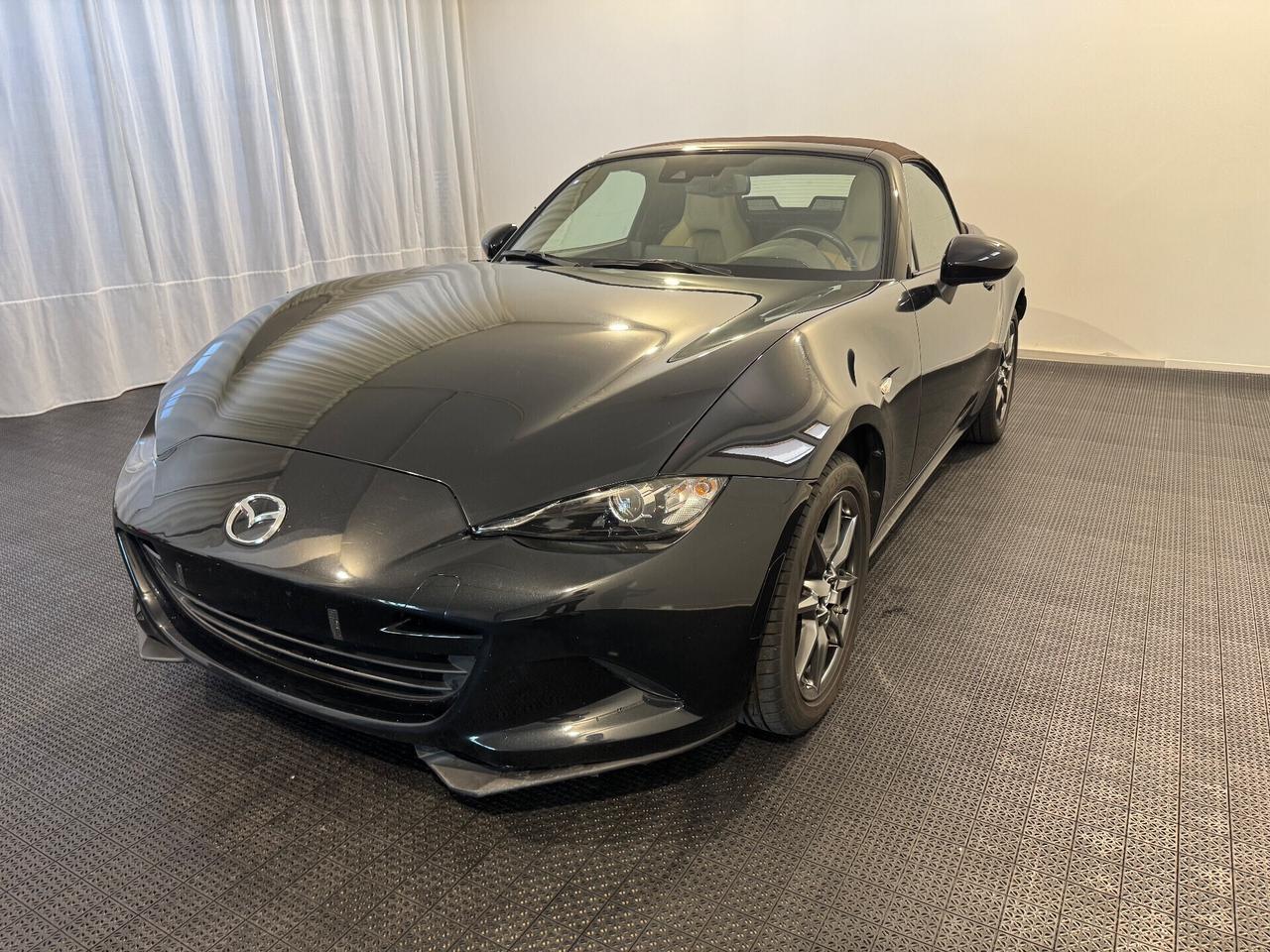 Mazda MX-5 1.5L Skyactiv-G Exceed