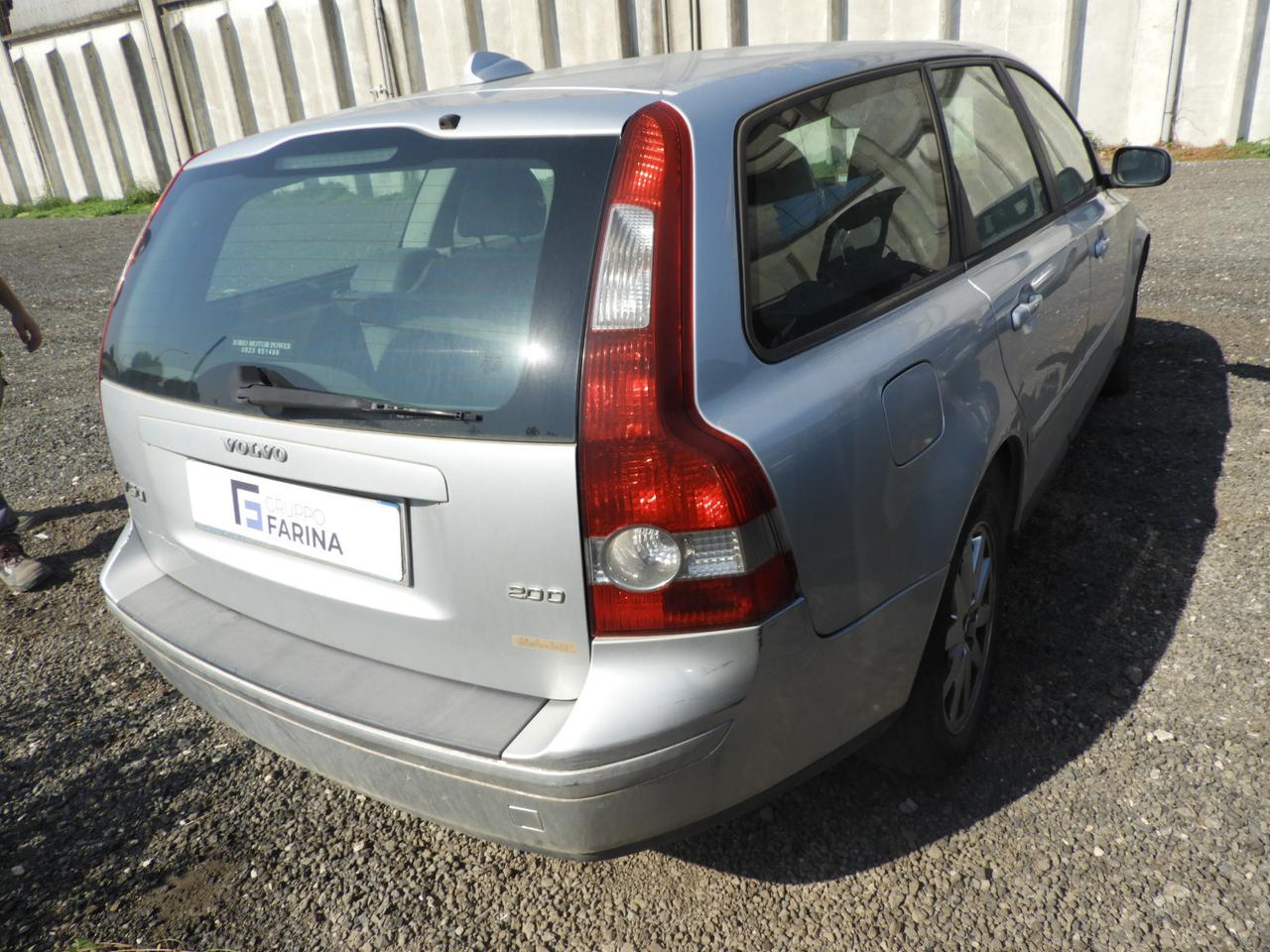 VOLVO V50 - V50 2.0d Momentum