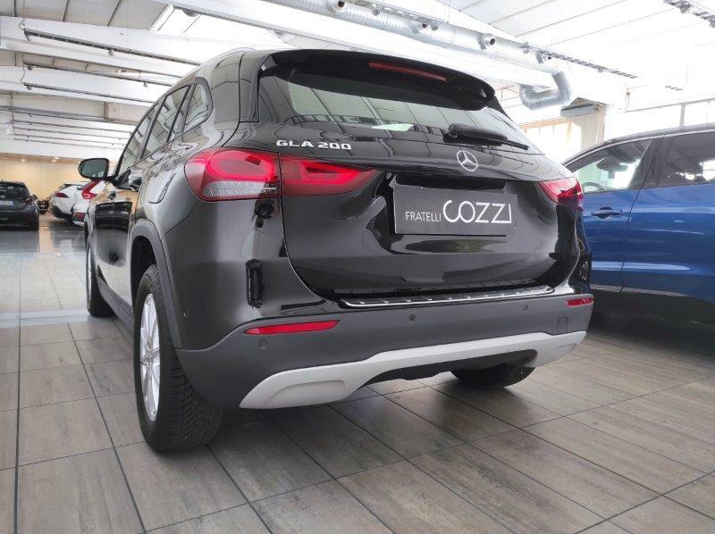 Mercedes-Benz GLA (H247) - GLA 200 Automatic Business Extra