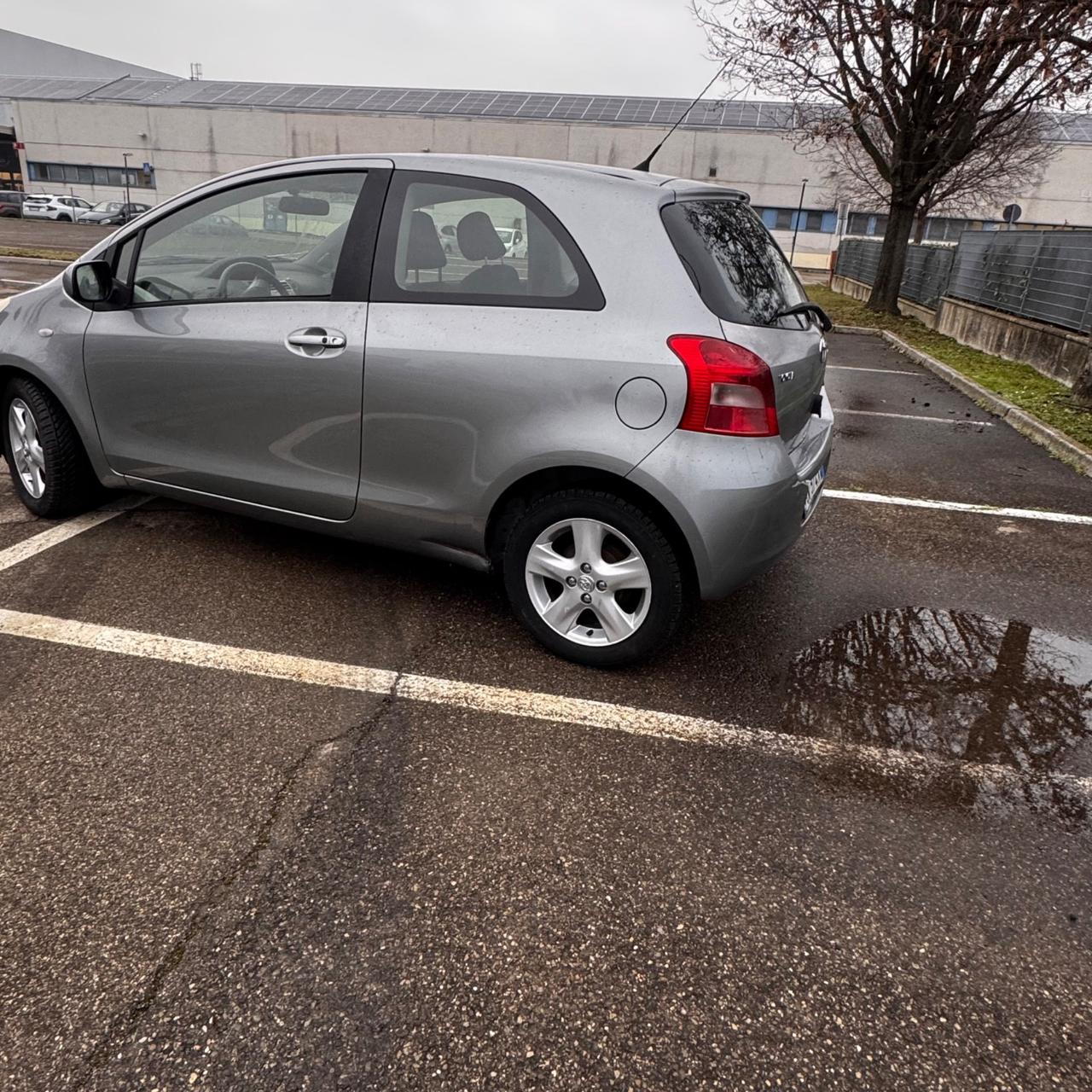 Toyota Yaris 1.0 3 porte Sol