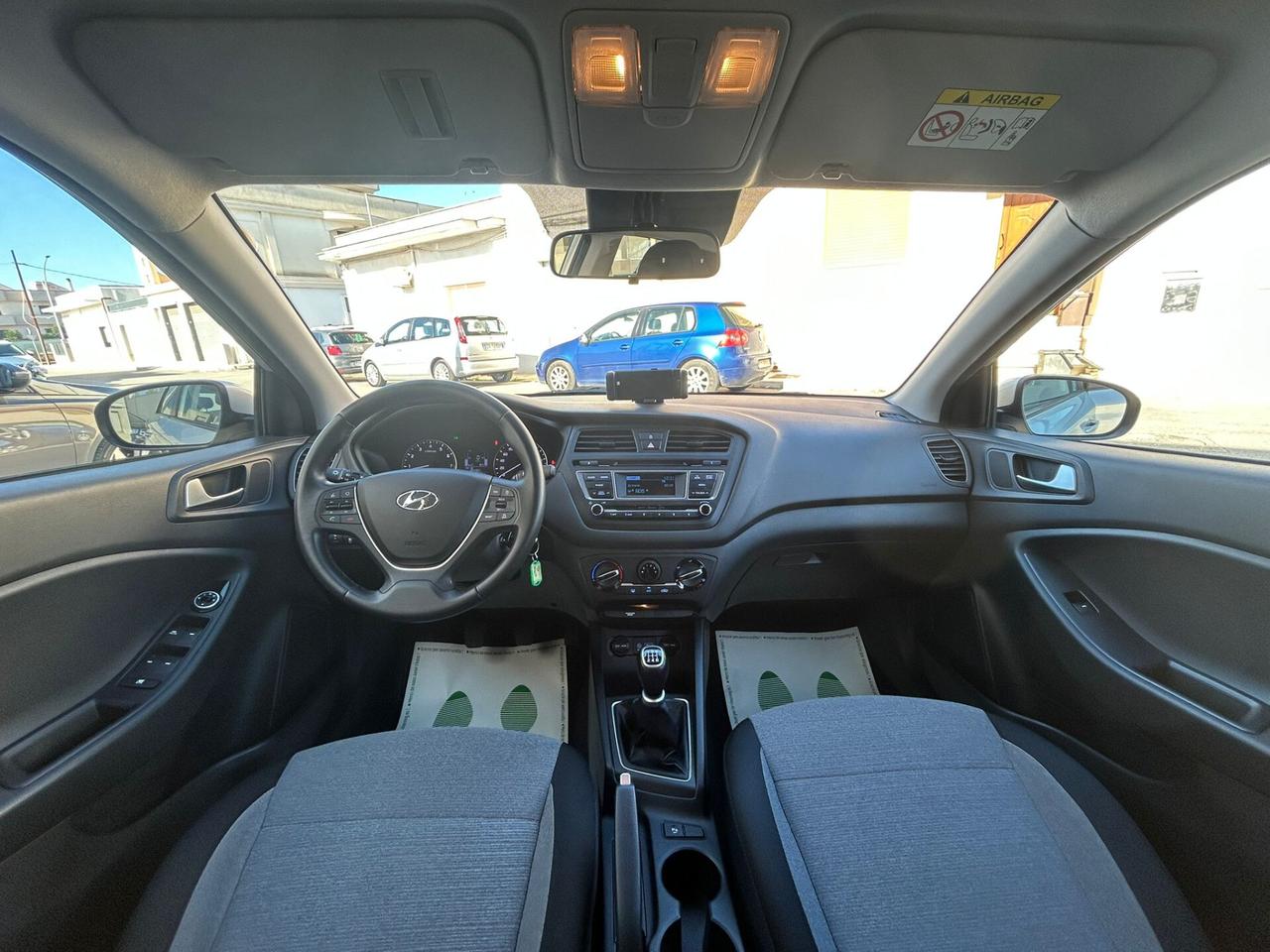 Hyundai i20 1.2 84 Cv STYLE LED-2015